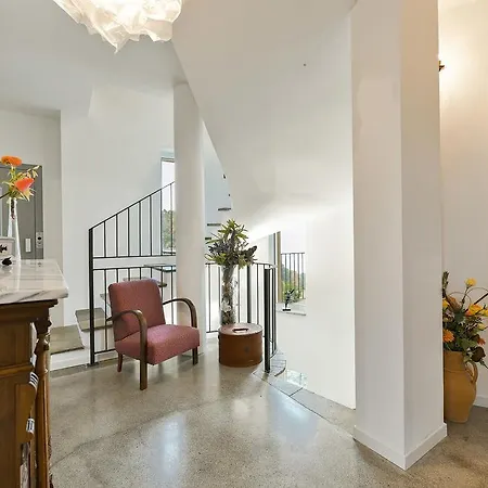 Casa Dell'architetto Borgomale