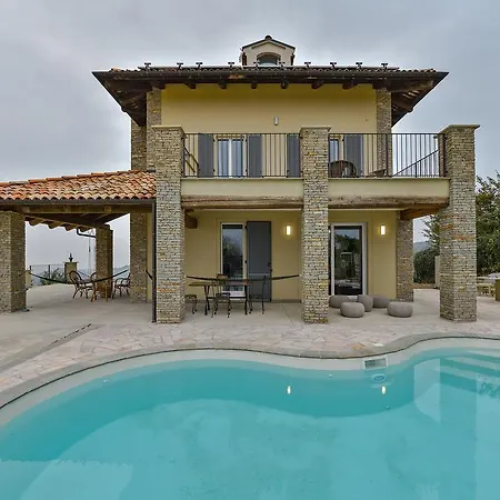 Casa Dell'architetto Casa de Férias Borgomale
