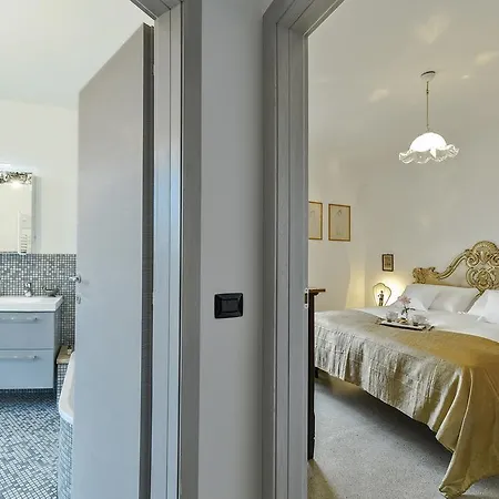 Casa Dell'architetto Casa de Férias Borgomale