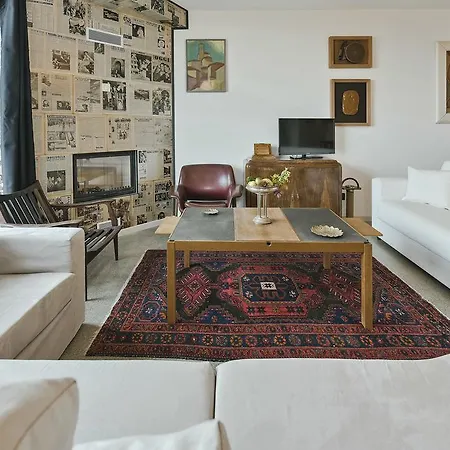 Casa Dell'architetto Borgomale